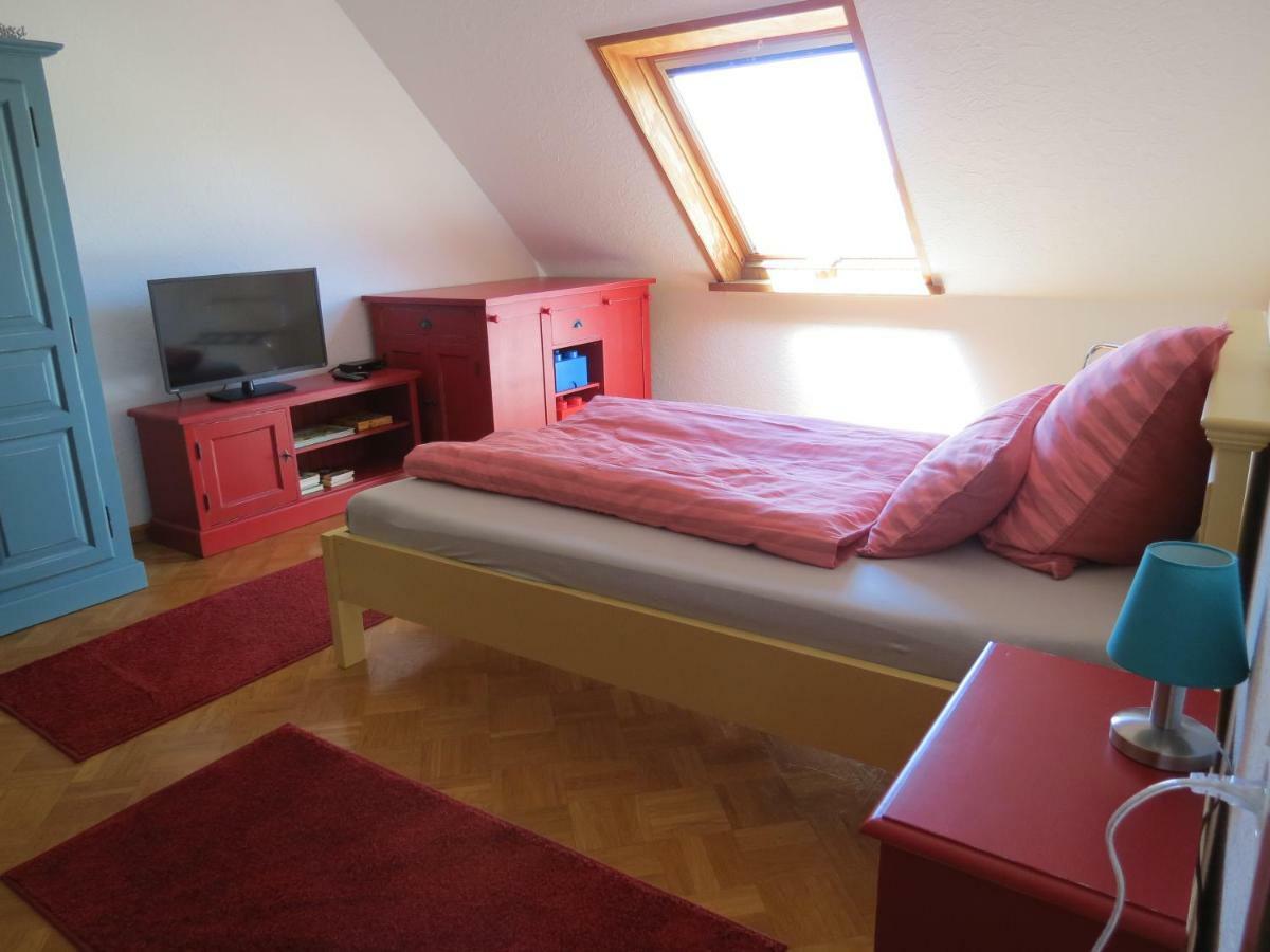 אטנהיים Ferienwohnung Am Gaessle מראה חיצוני תמונה